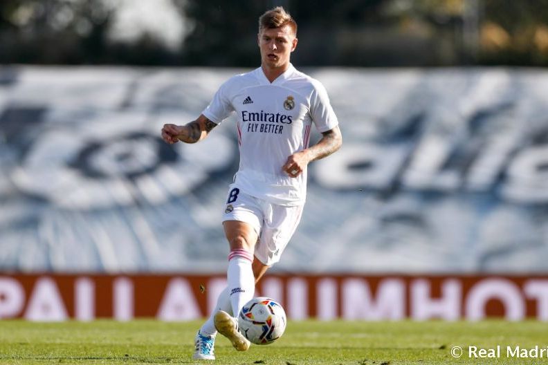 Новость на сайте FondoRuso.ru /assets/img//news/2020/2021-01-01-13-kroos-av34485-20210101073151.jpg