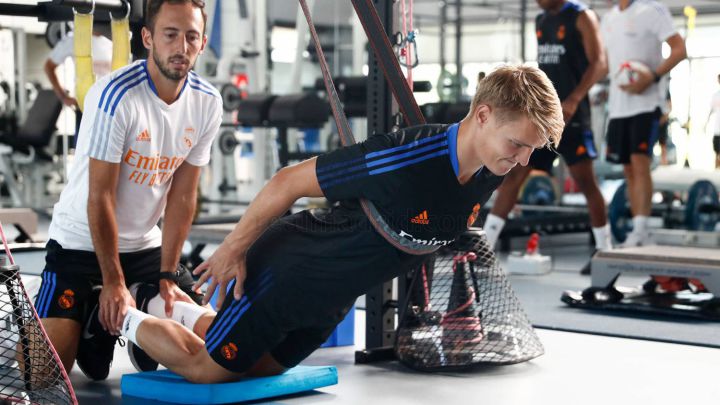 Новость на сайте FondoRuso.ru /assets/img//news/2021/2021-08-02-35-odegaard.jpeg