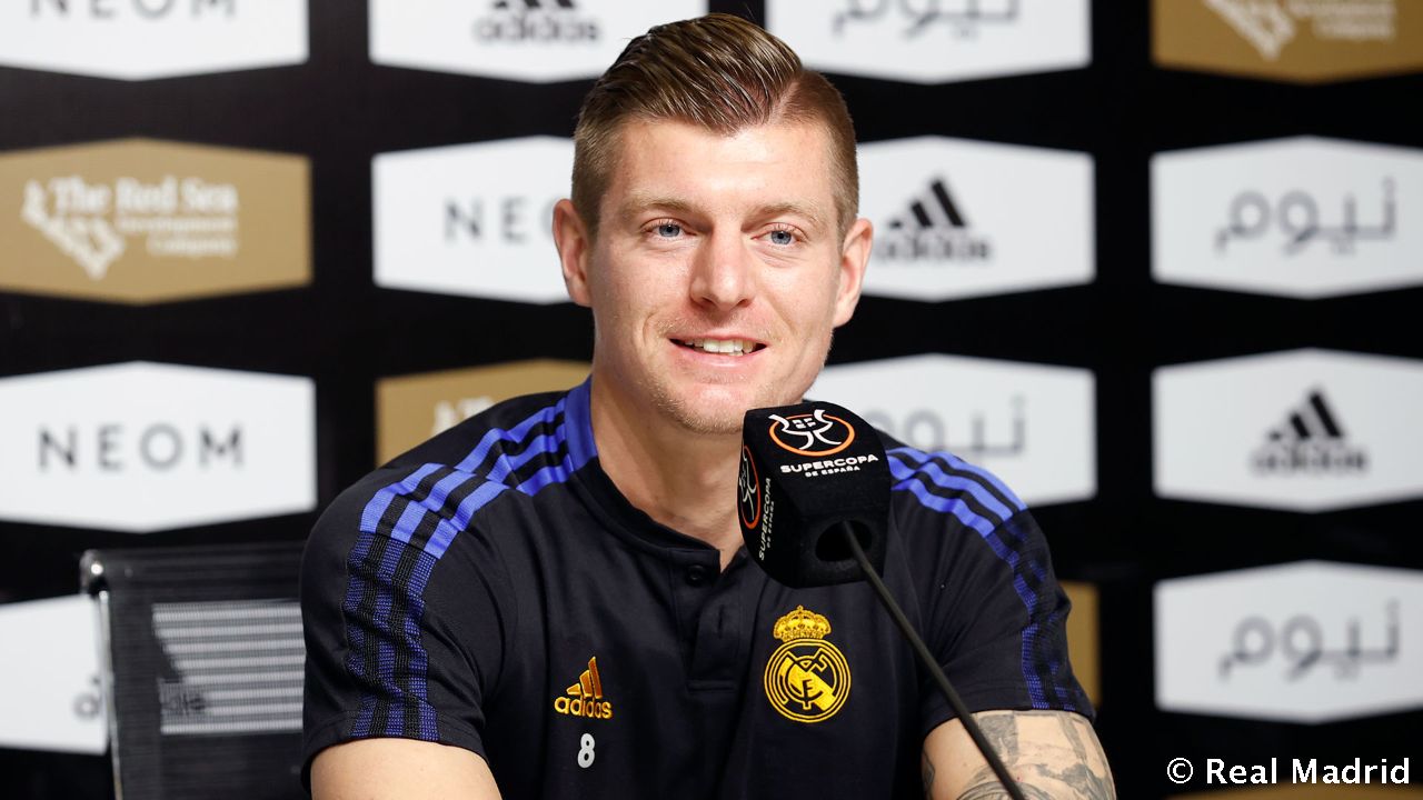 Новость на сайте FondoRuso.ru /assets/img//news/2021/2022-01-11-47-kroos.jpg