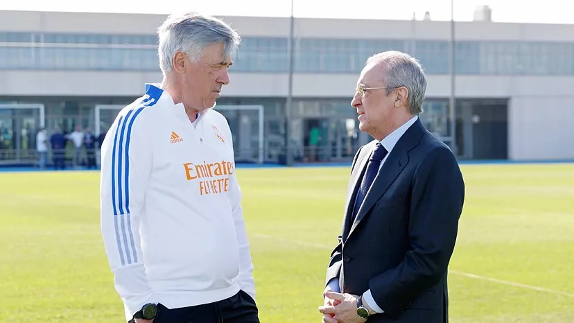 Новость на сайте FondoRuso.ru /assets/img//news/2021/2022-04-18-12-ancelotti.jpg