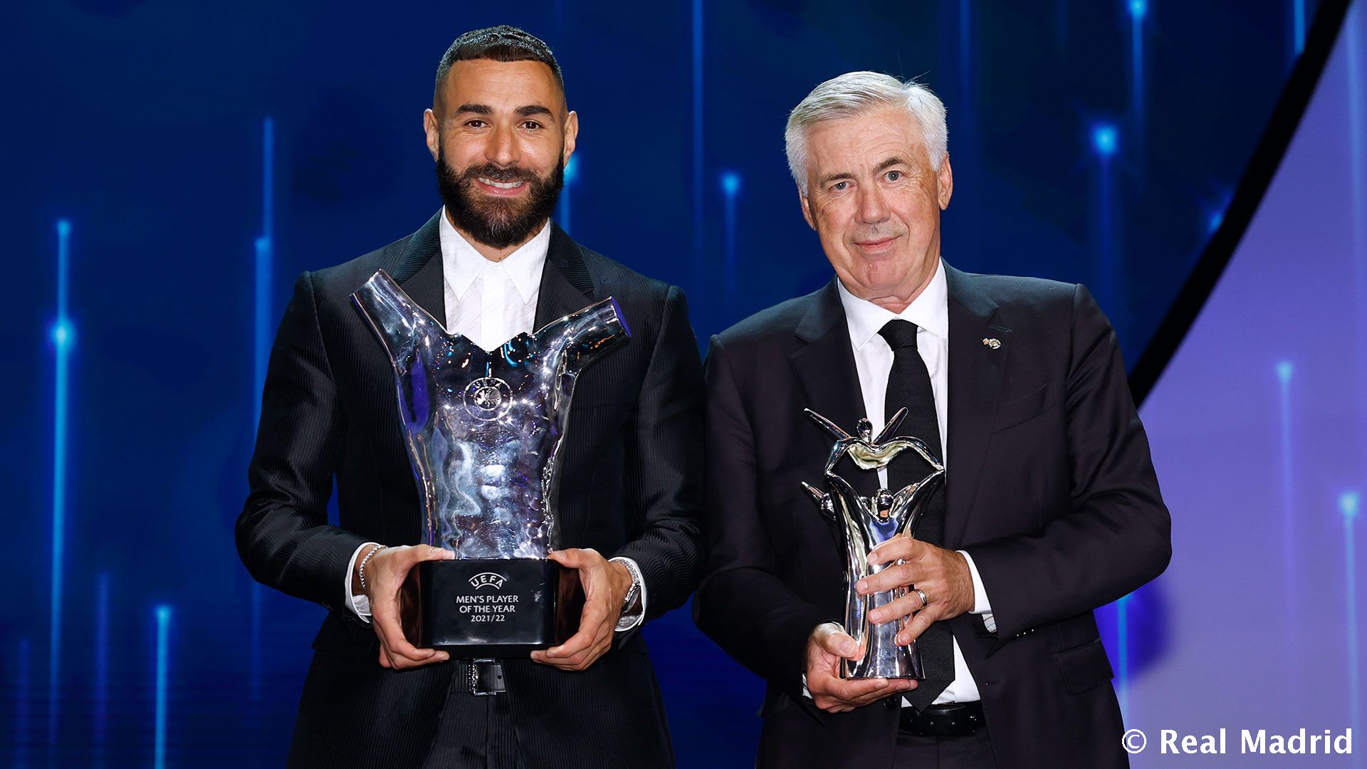 Новость на сайте FondoRuso.ru /assets/img//news/2021/2022-08-25-43-benzema-ancelotti.jpeg
