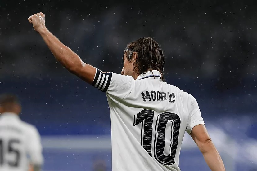 Новость на сайте FondoRuso.ru /assets/img//news/2022/2023-01-03-52-modric.jpg