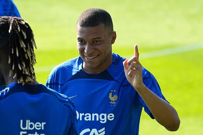 Новость на сайте FondoRuso.ru /assets/img//news/2023/2023-06-17-09-mbappe.jpg