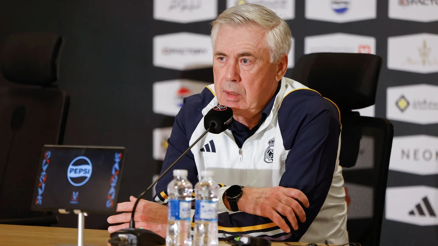 Новость на сайте FondoRuso.ru /assets/img//news/2023/2024-01-13-57-ancelotti.jpg