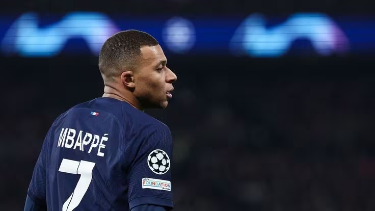 Новость на сайте FondoRuso.ru /assets/img//news/2023/2024-01-16-31-mbappe.jpg