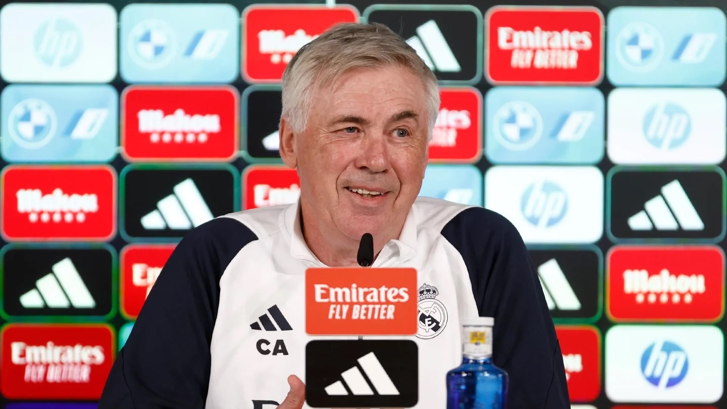 Новость на сайте FondoRuso.ru /assets/img//news/2023/2024-03-15-07-ancelotti.jpg