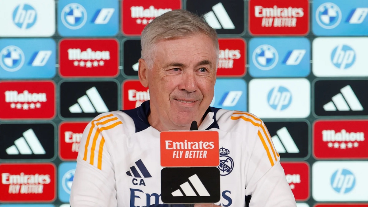 Новость на сайте FondoRuso.ru /assets/img//news/2023/2024-10-25-10-ancelotti.jpg