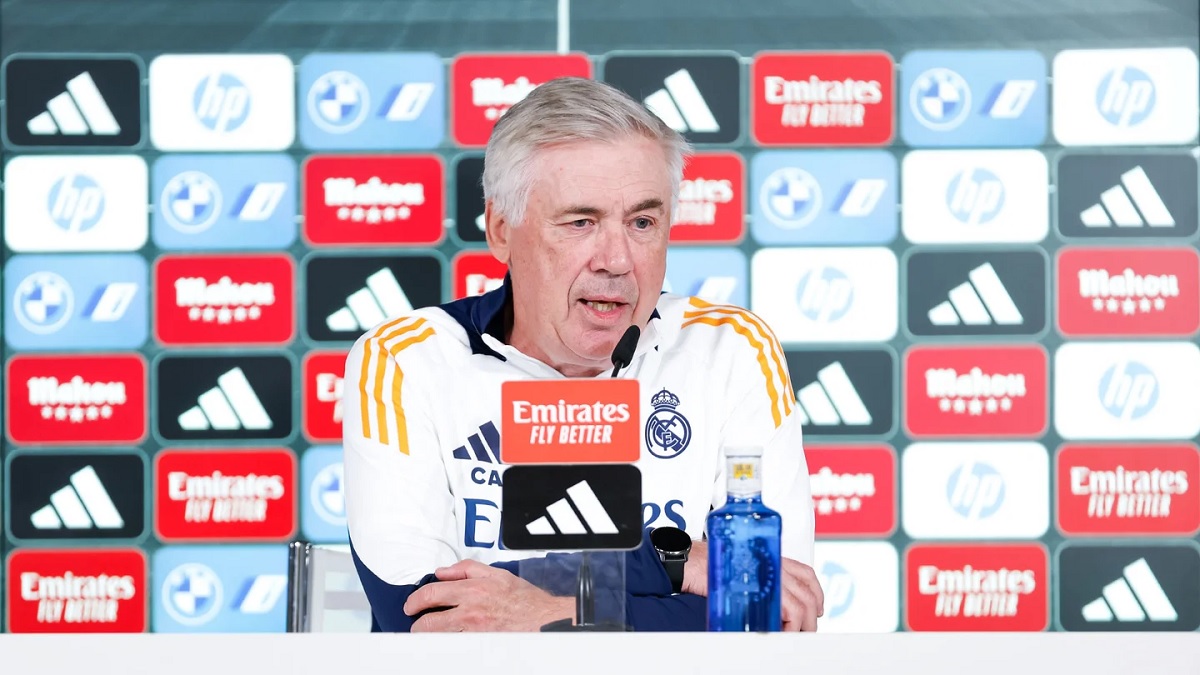 Новость на сайте FondoRuso.ru /assets/img//news/2023/2024-12-03-48-ancelotti.jpg