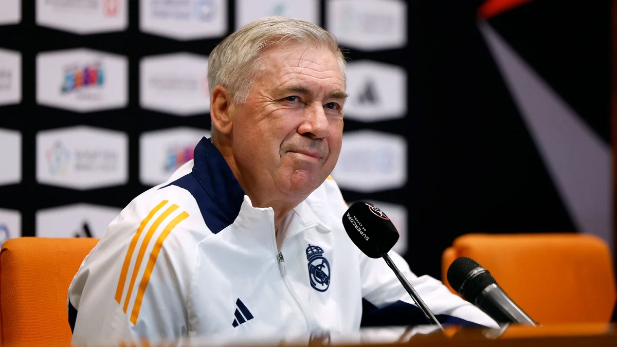 Новость на сайте FondoRuso.ru /assets/img//news/2025/2025-01-12-19-ancelotti.jpg