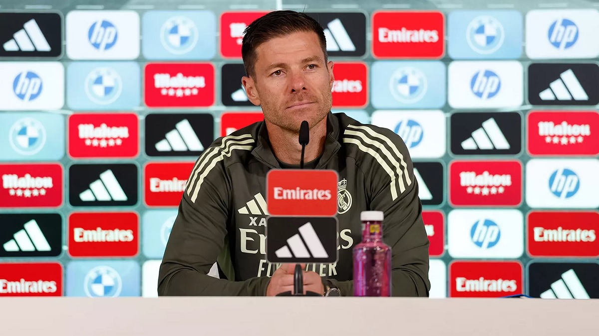 Новость на сайте FondoRuso.ru /assets/img//news/2025/2025-10-26-46-xabi-alonso.jpg