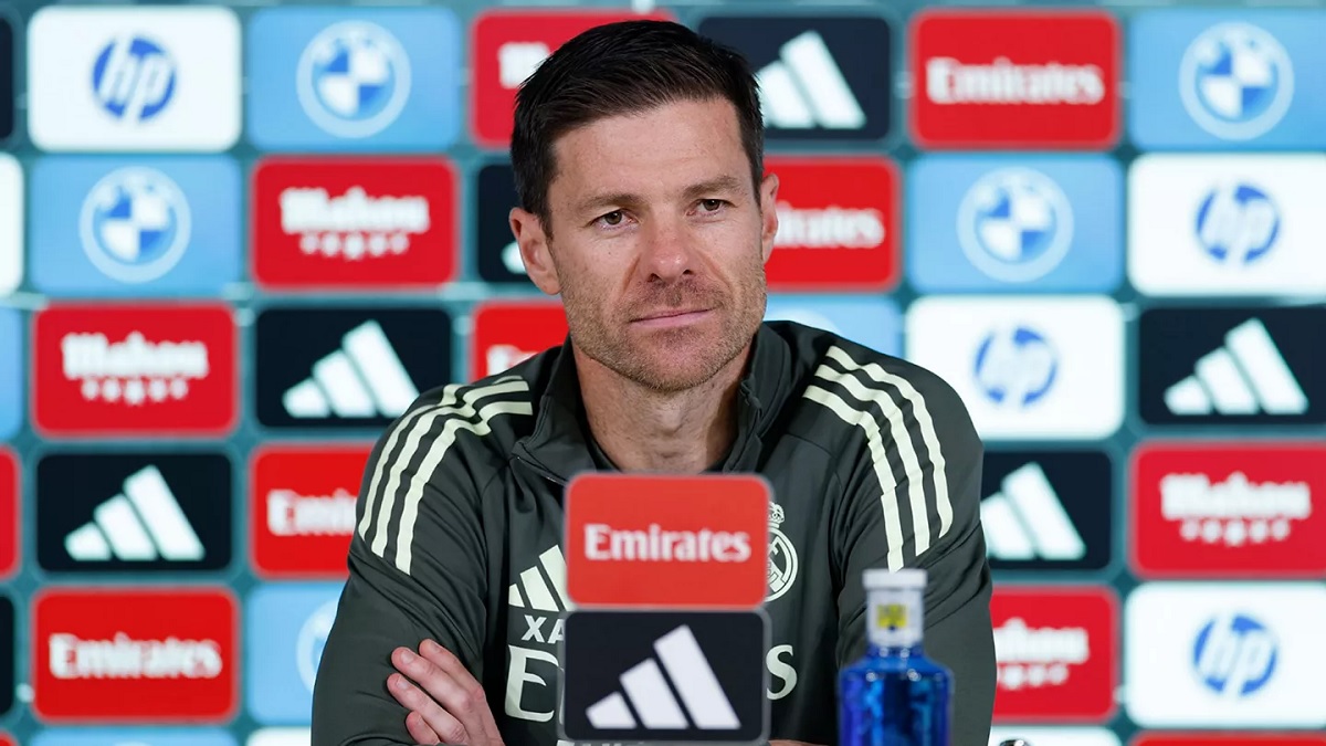 Новость на сайте FondoRuso.ru /assets/img//news/2025/2025-11-08-14-xabi-alonso.jpg