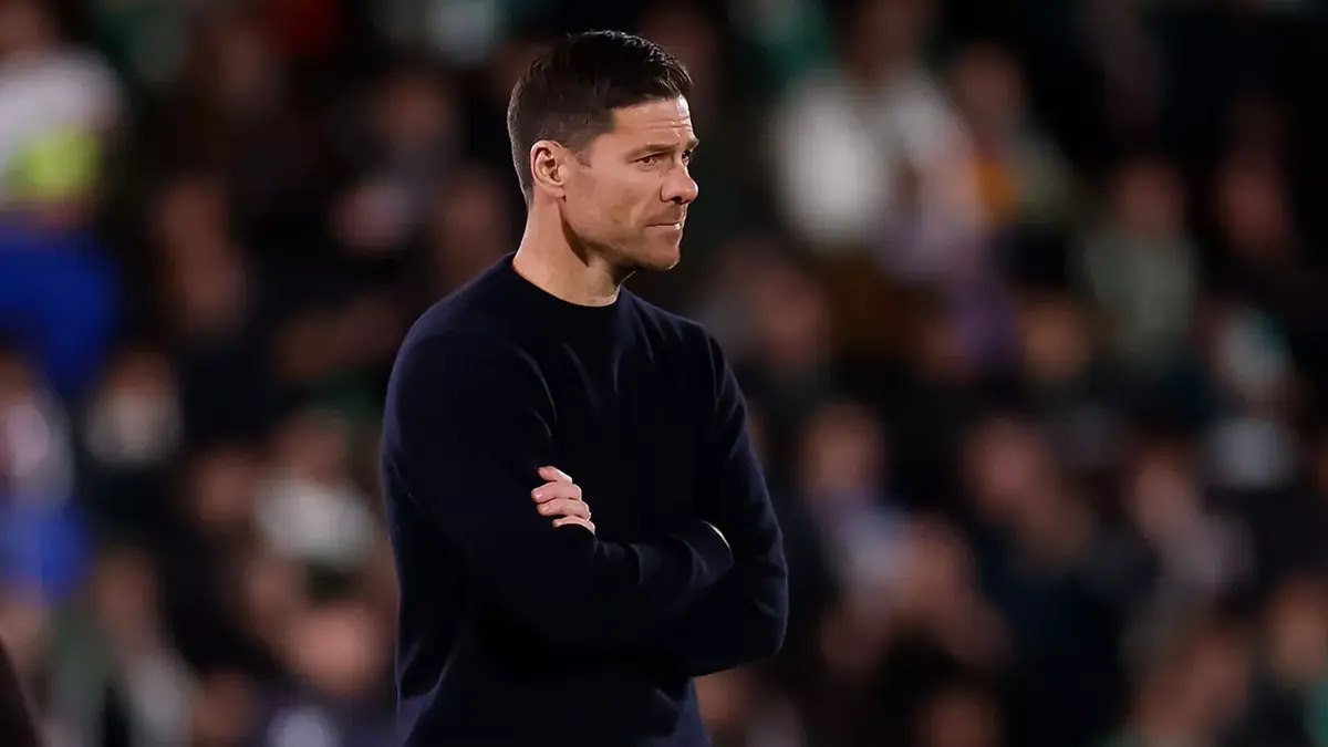 Новость на сайте FondoRuso.ru /assets/img//news/2025/2025-11-24-57-xabi-alonso.jpg