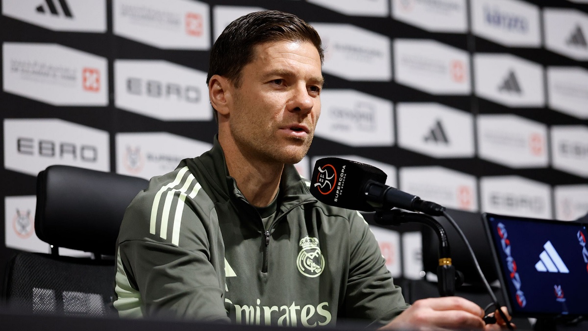 Новость на сайте FondoRuso.ru /assets/img//news/2025/2026-01-08-55-xabi-alonso.jpg