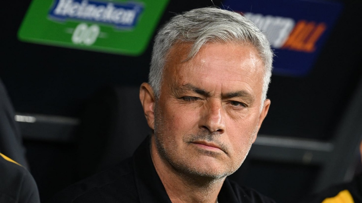 Новость на сайте FondoRuso.ru /assets/img//news/2025/2026-06-22-52-mourinho.jpg