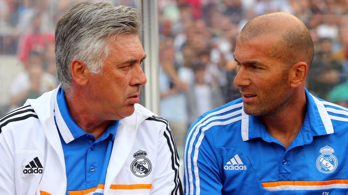 Новость на сайте FondoRuso.ru /assets/img/news/2020/2020-05-22-ancelotti-zidane.jpg