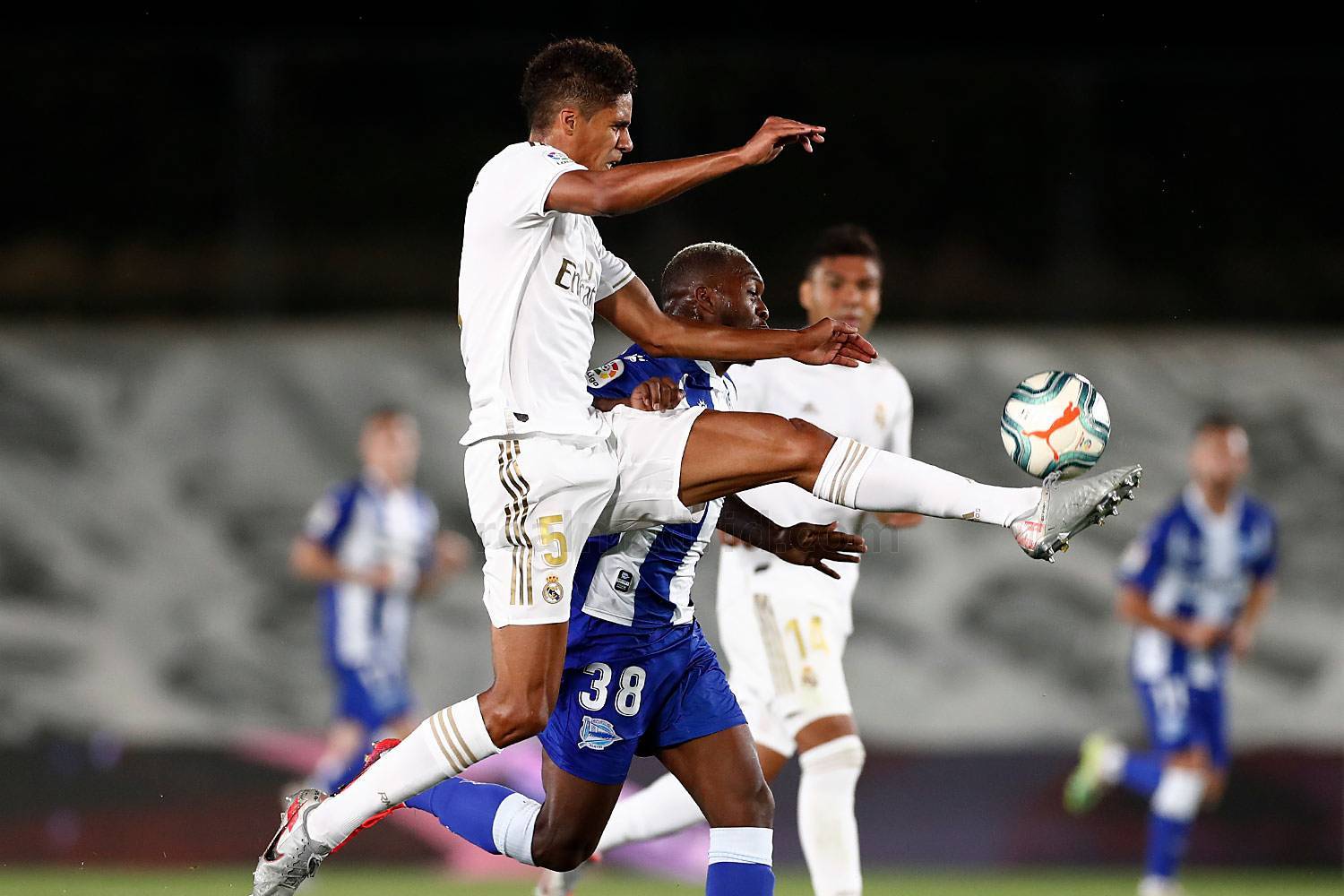 Новость на сайте FondoRuso.ru /assets/img/news/2020/2020-07-11-31-varane.jpg