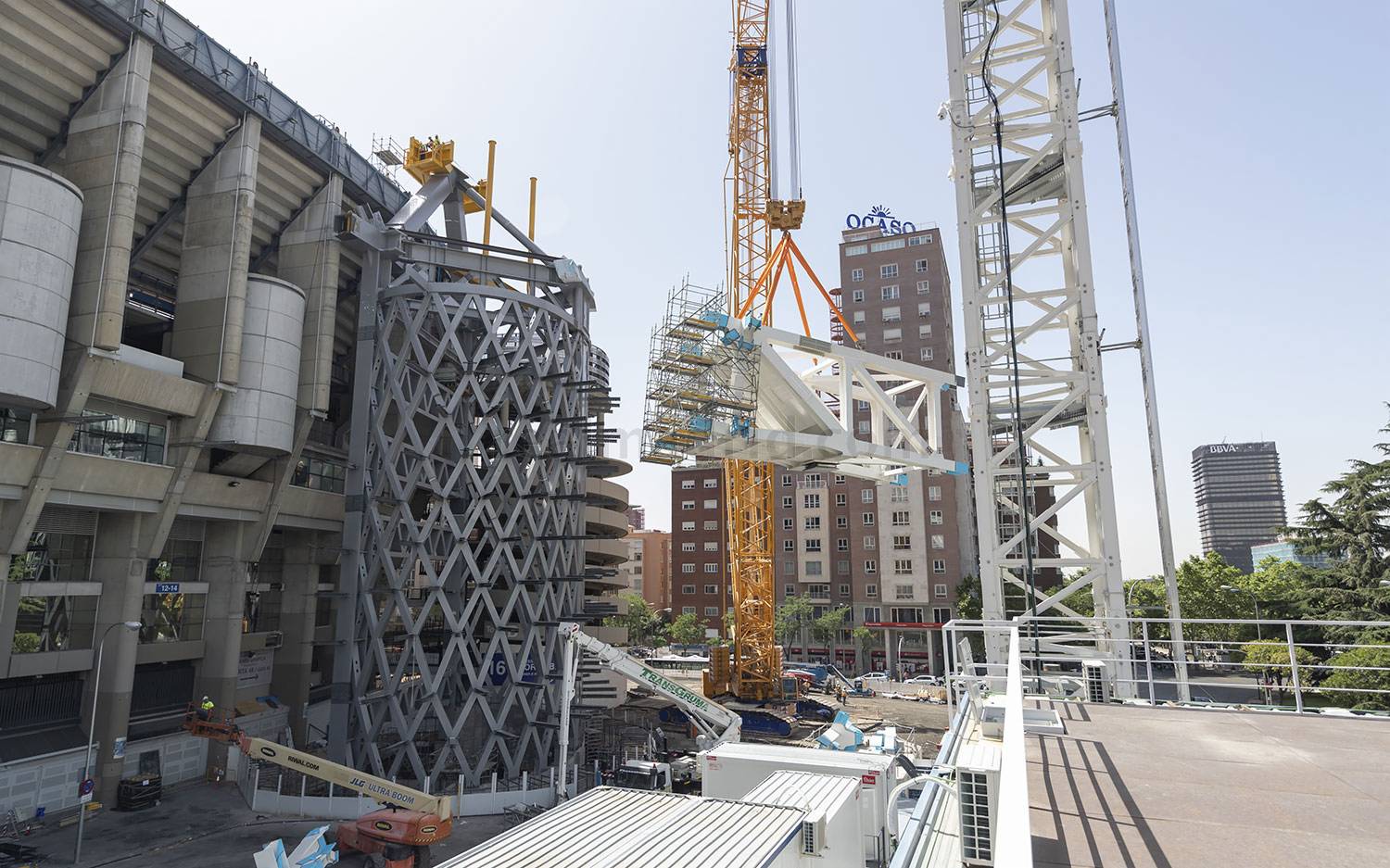 Новость на сайте FondoRuso.ru /assets/img/news/2020/2020-08-03-05-santiagobernabeu.jpg