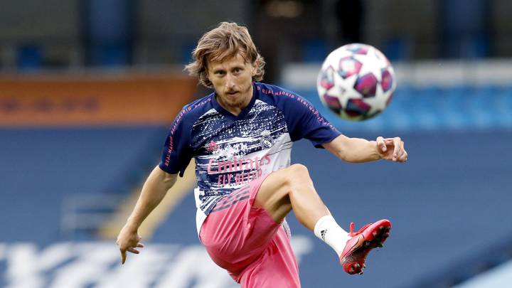 Новость на сайте FondoRuso.ru /assets/img/news/2020/2020-08-12-51-modric.jpg