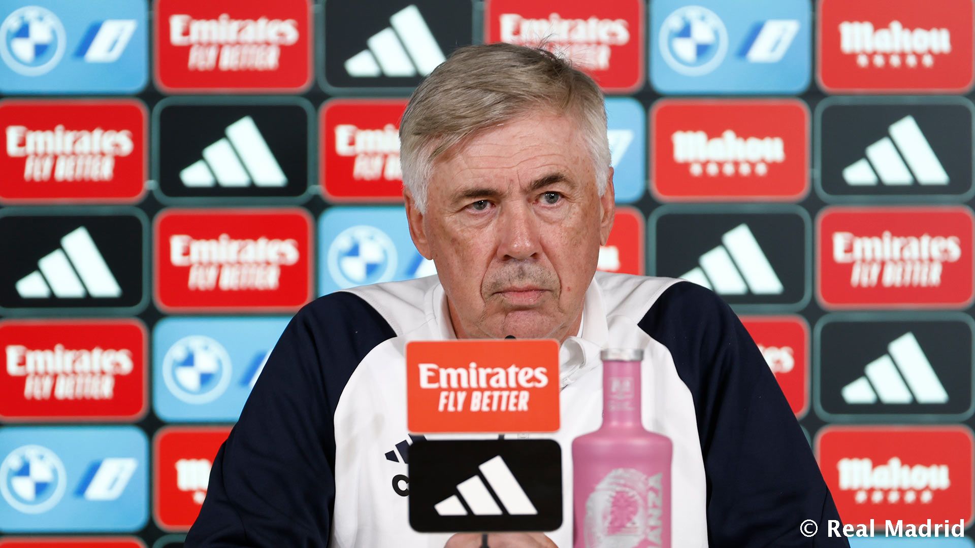 Новость на сайте FondoRuso.ru /assets/img/news/2023/2023-10-06-13-ancelotti.jpg