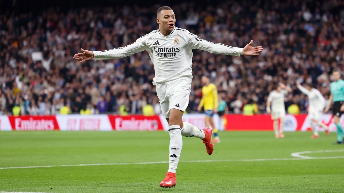 Новость на сайте FondoRuso.ru /assets/img/news/2025/2025-01-20-22-mbappe.jpg